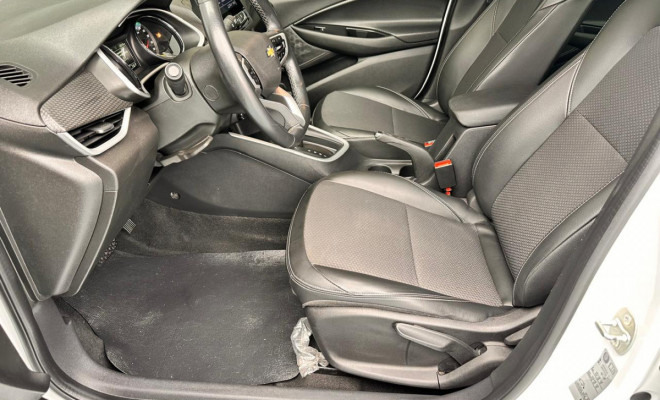 GM - Chevrolet ONIX SEDAN Plus LTZ 1.0 12V TB Flex Aut. 2025 Flex-5