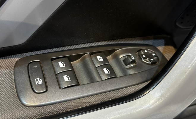 Peugeot 208 Allure inconcert 1.5 Flex 8V 5p Mec. 2016 Flex-10