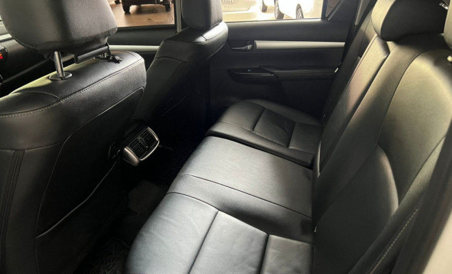 Toyota Hilux CD SRV 4x2 2.7 Flex 16V Aut. 2021 Flex-2
