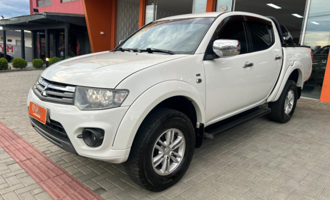 Mitsubishi L200 Triton HPE 3.2 CD TB Int.Diesel Aut 2015 Diesel