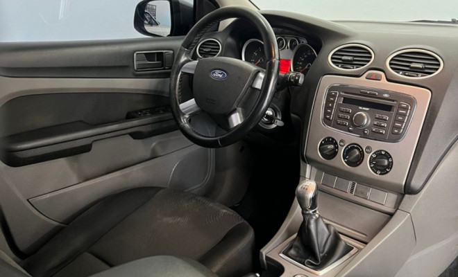 Ford Focus 1.6 Flex 5p 2013-2