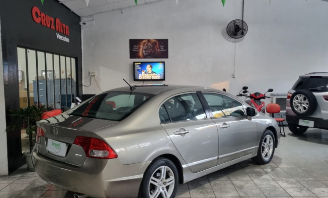 Honda Civic Sedan EXS 1.8/1.8 Flex 16V Aut. 4p 2007 Gasolina-8