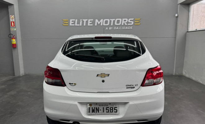 GM - Chevrolet ONIX HATCH LT 1.0 8V FlexPower 5p Mec. 2015 Flex-2