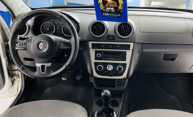 VW - VolksWagen VOYAGE 1.0/1.0 City Mi Total Flex 8V 4p 2013 Flex-5