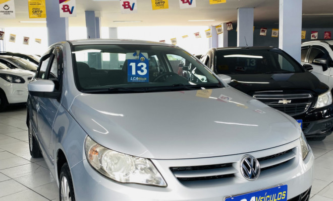 VW - VolksWagen VOYAGE 1.0/1.0 City Mi Total Flex 8V 4p 2013 Flex