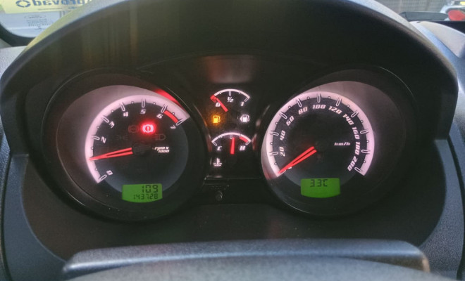 Ford Fiesta Sed. 1.6 8V Flex 4p 2013 Flex-9