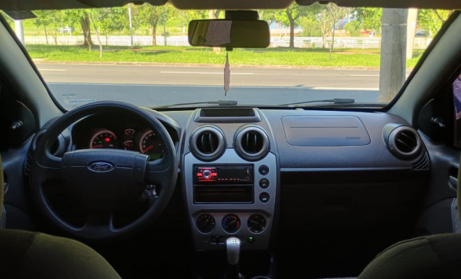 Ford Fiesta Sed. 1.6 8V Flex 4p 2013 Flex-6