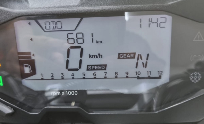 BMW G 310 R 2025 Gasolina-4