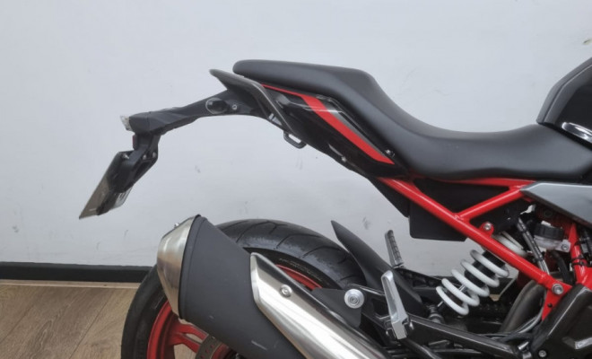 BMW G 310 R 2025 Gasolina-5