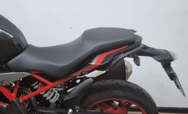 BMW G 310 R 2025 Gasolina-8