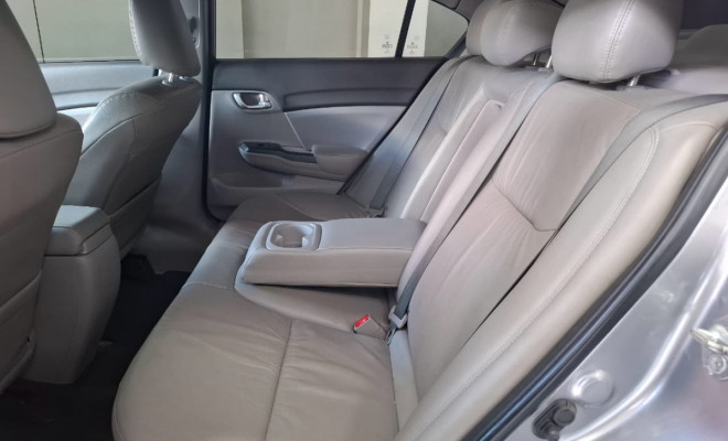 Honda Civic Sedan LXR 2.0 Flexone 16V Aut. 4p 2014 Flex-19