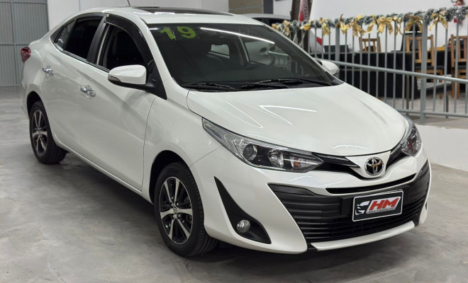 Toyota YARIS XLS Sedan 1.5 Flex 16V 4p Aut. 2019 Flex