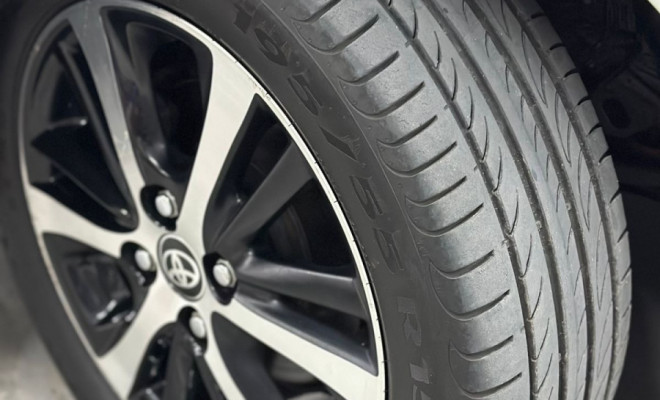 Toyota YARIS XLS Sedan 1.5 Flex 16V 4p Aut. 2019 Flex-8