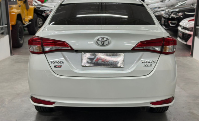 Toyota YARIS XLS Sedan 1.5 Flex 16V 4p Aut. 2019 Flex-11