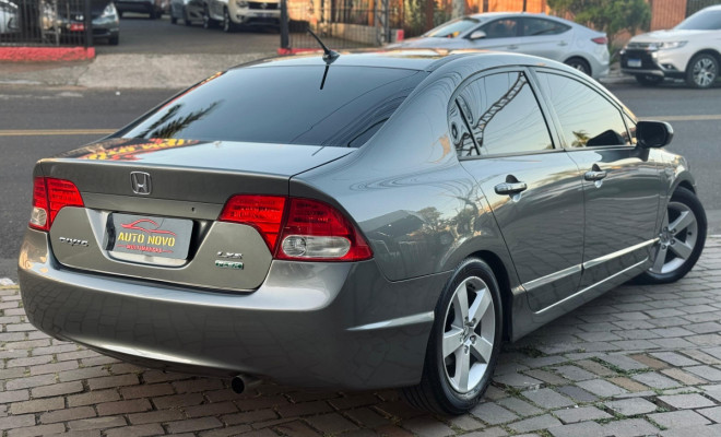 Honda Civic Sedan LXS 1.8/1.8 Flex 16V Mec. 4p 2009 Flex-4
