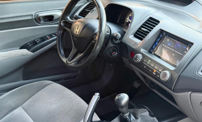 Honda Civic Sedan LXS 1.8/1.8 Flex 16V Mec. 4p 2009 Flex-10