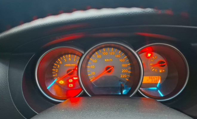 Nissan LIVINA X-GEAR SL/X-GEAR 1.8 Flex F. Aut. 2013 Flex-12