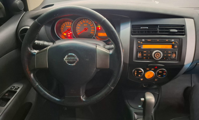 Nissan LIVINA X-GEAR SL/X-GEAR 1.8 Flex F. Aut. 2013 Flex-9