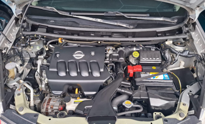 Nissan LIVINA X-GEAR SL/X-GEAR 1.8 Flex F. Aut. 2013 Flex-25