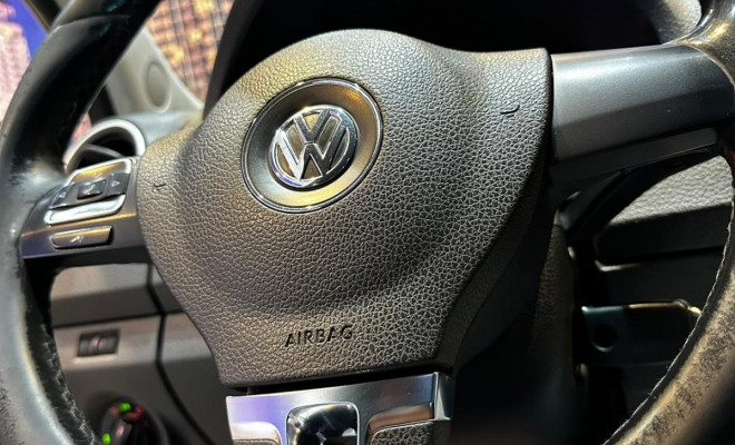 VW - VolksWagen AMAROK High.CD 2.0 16V TDI 4x4 Dies. Aut 2012 Diesel-6