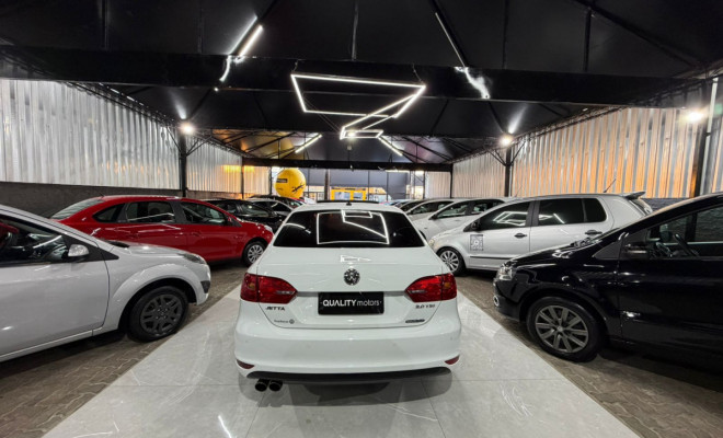 VW - VolksWagen JETTA Highline 2.0 TSI 16V 4p Tiptronic 2014 Gasolina-3