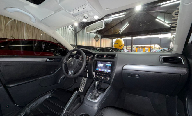 VW - VolksWagen JETTA Highline 2.0 TSI 16V 4p Tiptronic 2014 Gasolina-8