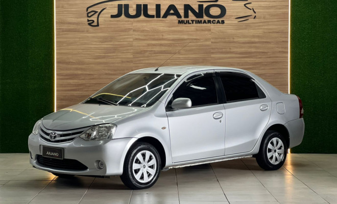 Toyota ETIOS XS Sedan1.5 Flex 16V 4p Mec. 2013 Flex-0