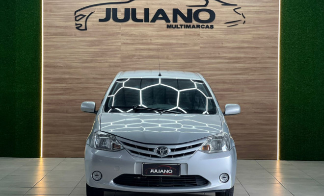 Toyota ETIOS XS Sedan1.5 Flex 16V 4p Mec. 2013 Flex-11