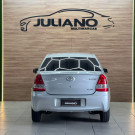 Toyota ETIOS XS Sedan1.5 Flex 16V 4p Mec. 2013 Flex-12