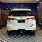 Toyota Hilux SW4 SRX 4x4 2.8 TDI 16V Dies. Aut. 2020 Diesel-16