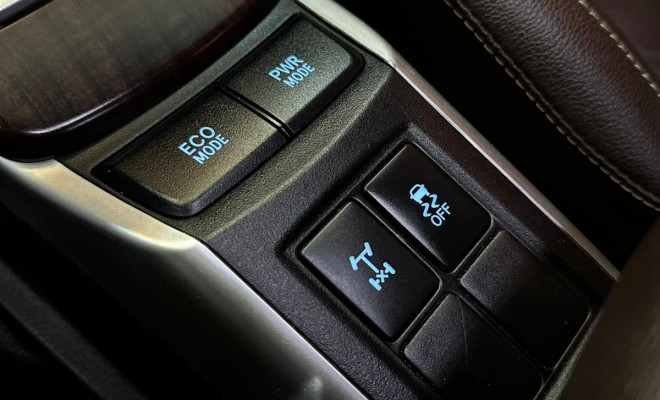 Toyota Hilux SW4 SRX 4x4 2.8 TDI 16V Dies. Aut. 2020 Diesel-10