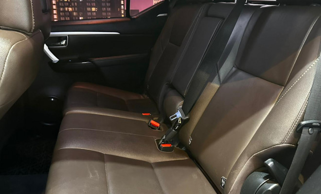 Toyota Hilux SW4 SRX 4x4 2.8 TDI 16V Dies. Aut. 2020 Diesel-13