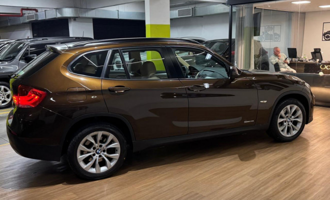 BMW X1 SDRIVE 18i 2.0 16V 4x2 Aut. 2012 Gasolina-7