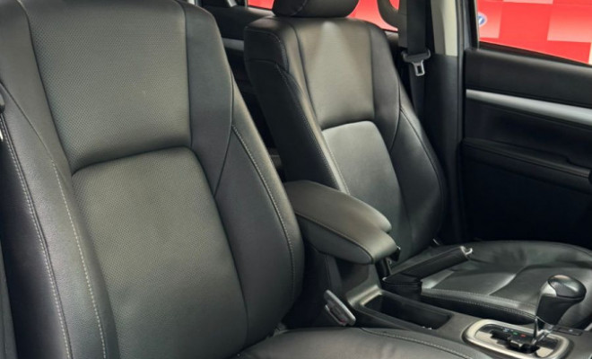 Toyota Hilux CD SRX 4x4 2.8 TDI 16V Diesel Aut. 2024 Diesel-8