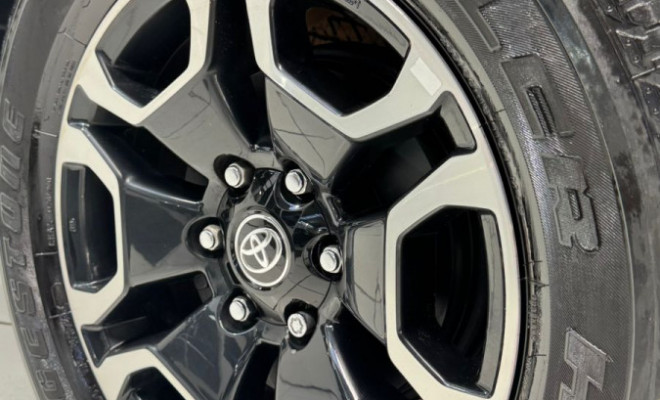 Toyota Hilux CD SRX 4x4 2.8 TDI 16V Diesel Aut. 2024 Diesel-13