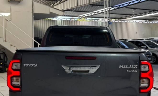 Toyota Hilux CD SRX 4x4 2.8 TDI 16V Diesel Aut. 2024 Diesel-3