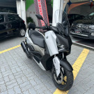 YAMAHA XMAX 250 CONNECTED  2025 Gasolina-3