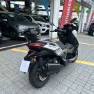 YAMAHA XMAX 250 CONNECTED  2025 Gasolina-2