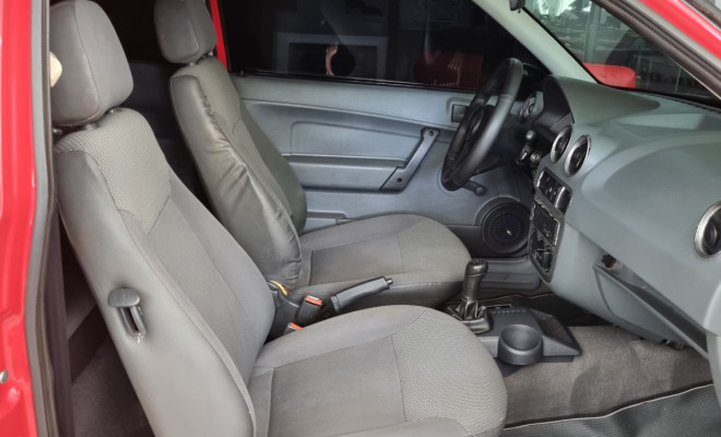 VW - VolksWagen Gol City (Trend) 1.0 Mi Total Flex 8V 2p 2011 Flex-5