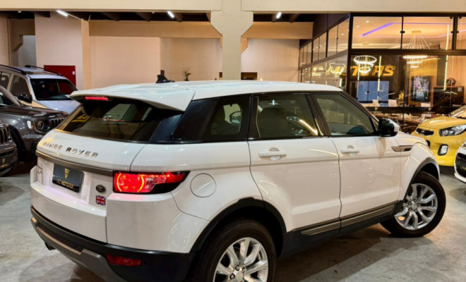 Land Rover Range R.EVOQUE Pure  2.0 Aut. 5p 2014 Gasolina-4