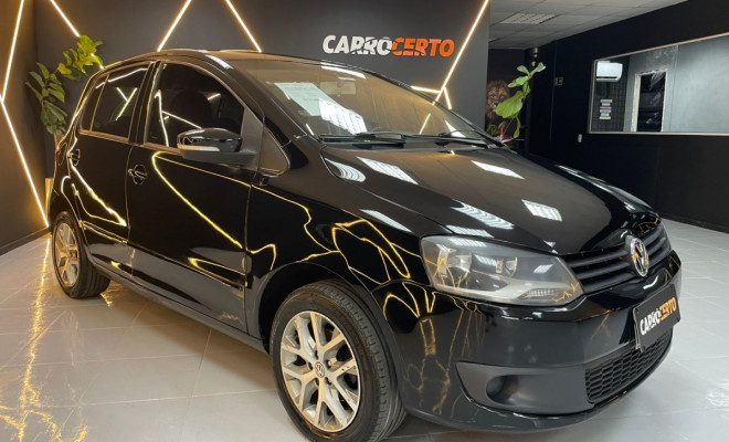 VW - VolksWagen Fox 1.6  2011 Flex   ÓTIMO PARA SEU DIA A DIA-0