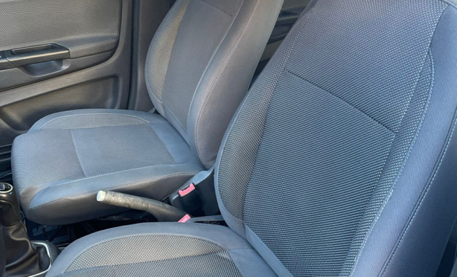 VW - VolksWagen Fox 1.6  2011 Flex   ÓTIMO PARA SEU DIA A DIA-6