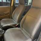 VW - VolksWagen Fox 1.6  2011 Flex   ÓTIMO PARA SEU DIA A DIA-6