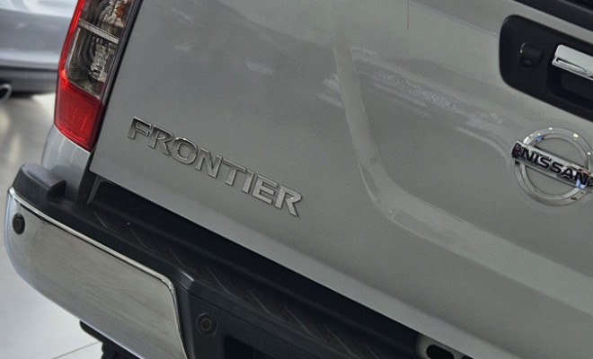 Nissan Frontier LE CD 4x4 2.3 Bi-TB Diesel Aut. 2018 Diesel-15