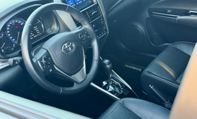 Toyota YARIS XLS Connect Sed. 1.5 Flex 16V Aut. 2022 Flex-15