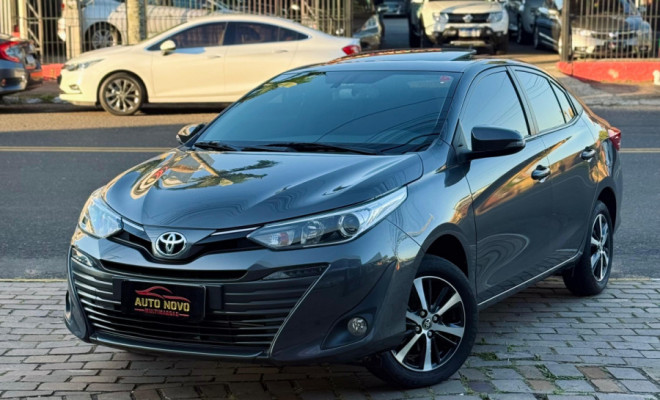 Toyota YARIS XLS Connect Sed. 1.5 Flex 16V Aut. 2022 Flex-17