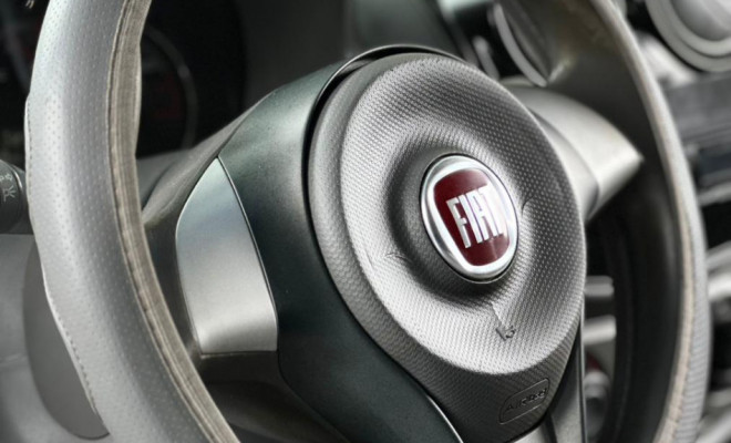 Fiat Palio ATTRA./ITÁLIA 1.4 EVO F.Flex 8V 5p 2013 Flex-7