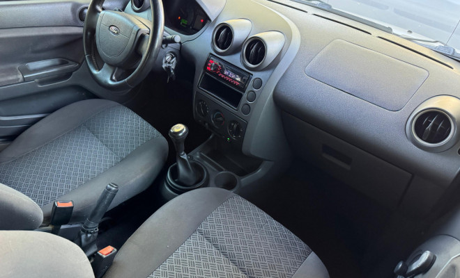 Ford Fiesta Sed. 1.6 8V Flex 4p 2007 Flex-5