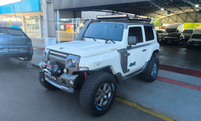 TROLLER T-4 4x4 3.2 TDI MEC.-1