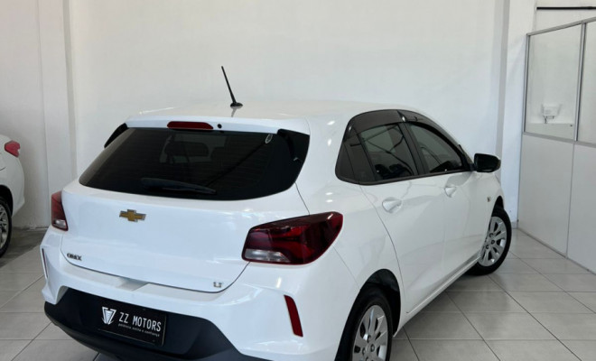 GM ONIX HATCH LT 1.0 12V Flex 5p Mec. 2023-5